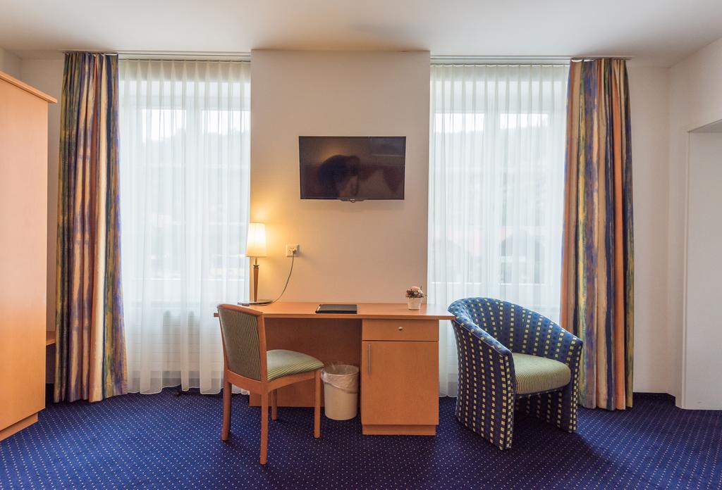Parkhotel Gunten - Beach & Spa エクステリア 写真