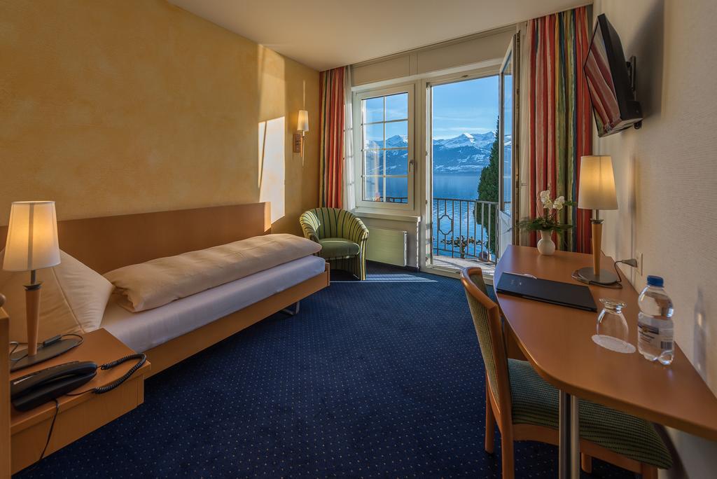 Parkhotel Gunten - Beach & Spa エクステリア 写真